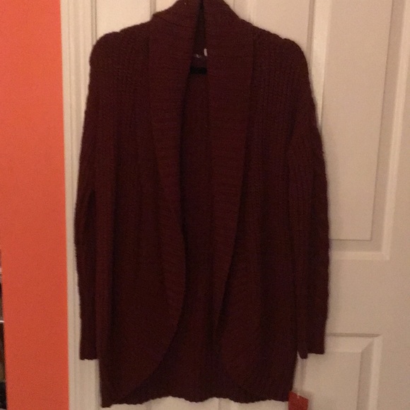 Burgundy cardigan - Picture 1 of 4